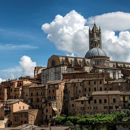 Asso Di Picche Apartamento Siena Exterior foto