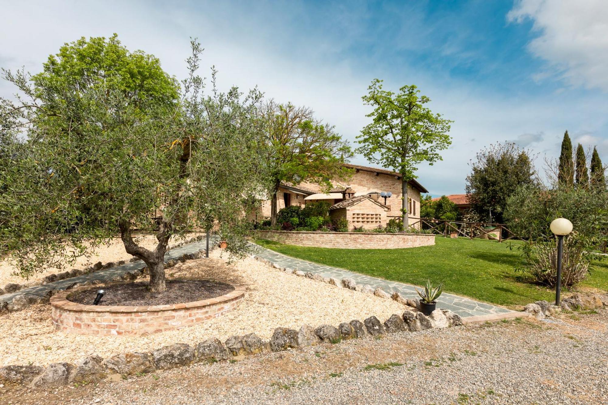 Asso Di Picche Apartamento Siena Exterior foto